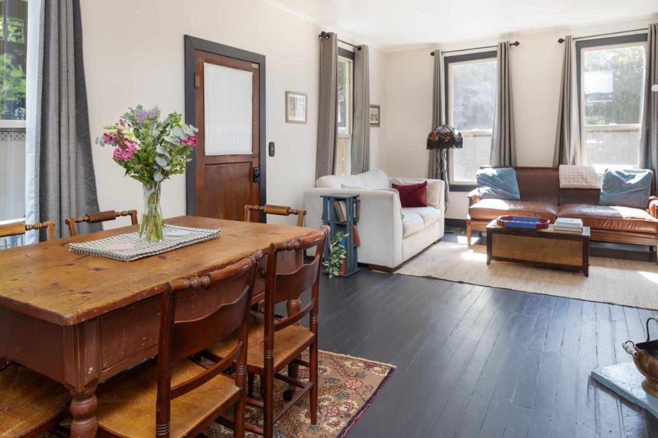Wynkoop At Carlton: Taste Of Europe, Walk To Wineries, Dog Friendly Villa Exterior photo